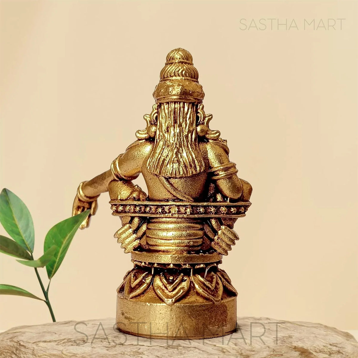 Brass Lord Ayyappa Idol with Gold Finish – Handcrafted Swami Manikandan Murti for Daily Puja & Abhishekam
